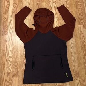 Melanzana in a Women’s Large